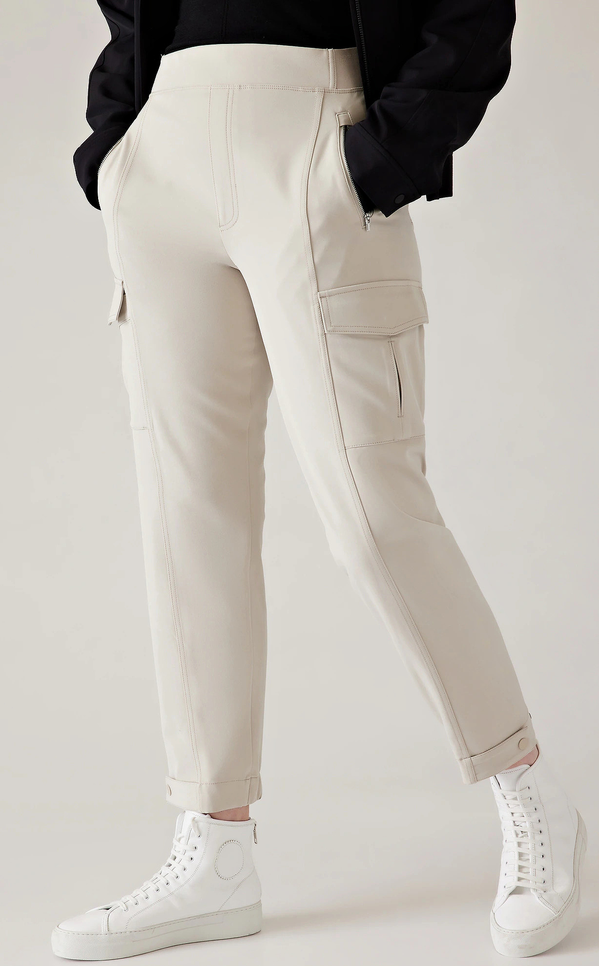 11 Best Wrinkle Free Pants for Travel: Casual to Dressy Picks